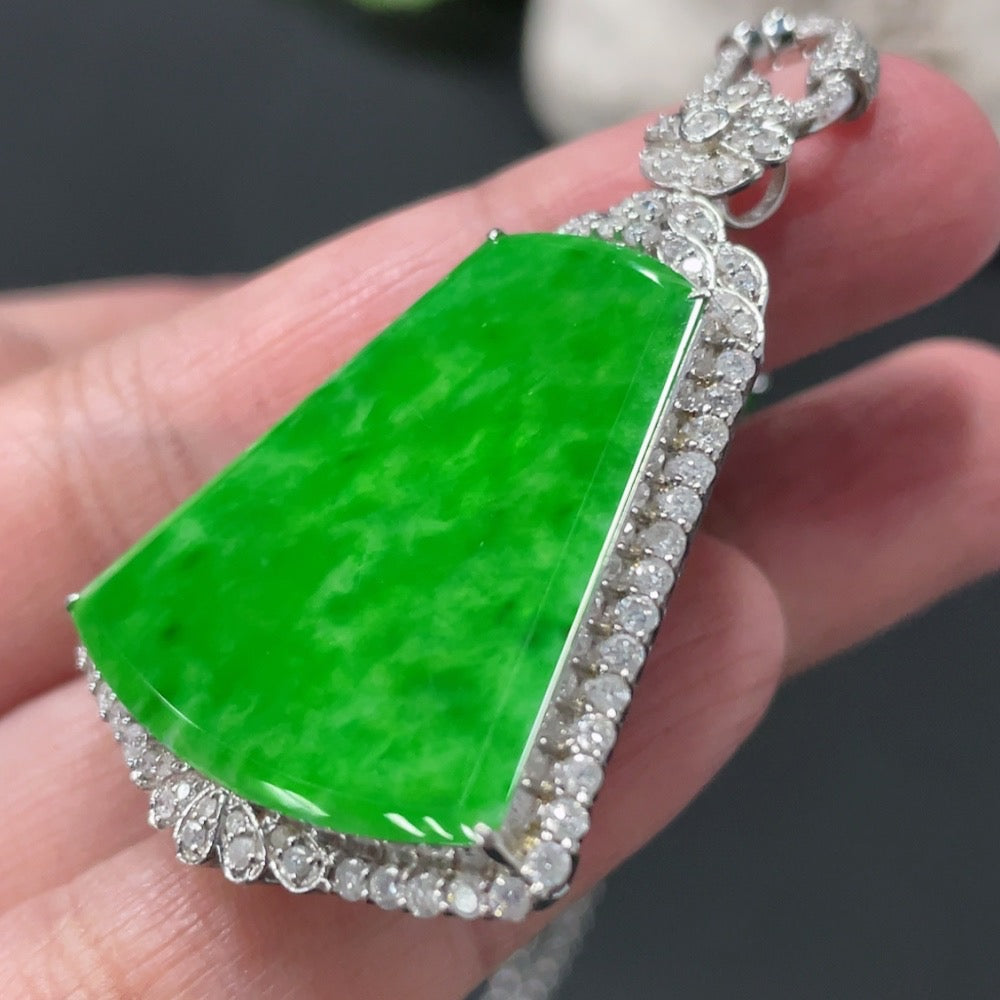 Jadeite Plain Pendant Pendant with 18K Gold Body and Chain, Accented with Diamonds, Total Weight Approximately 15.85g