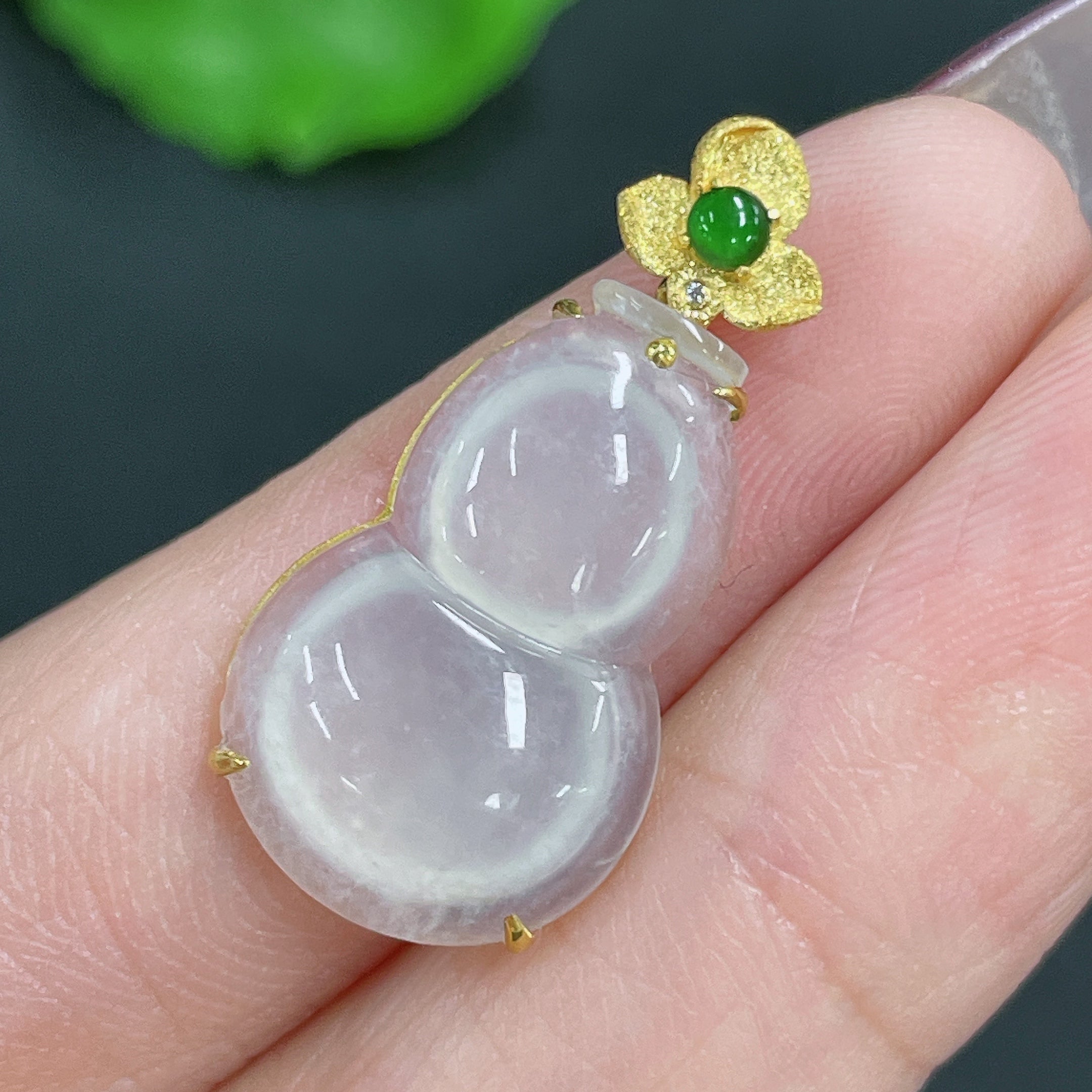 Jadeite Pendant Gourd 18k Gold Inlaid No Diamond Total Weight Approx. 1.99g