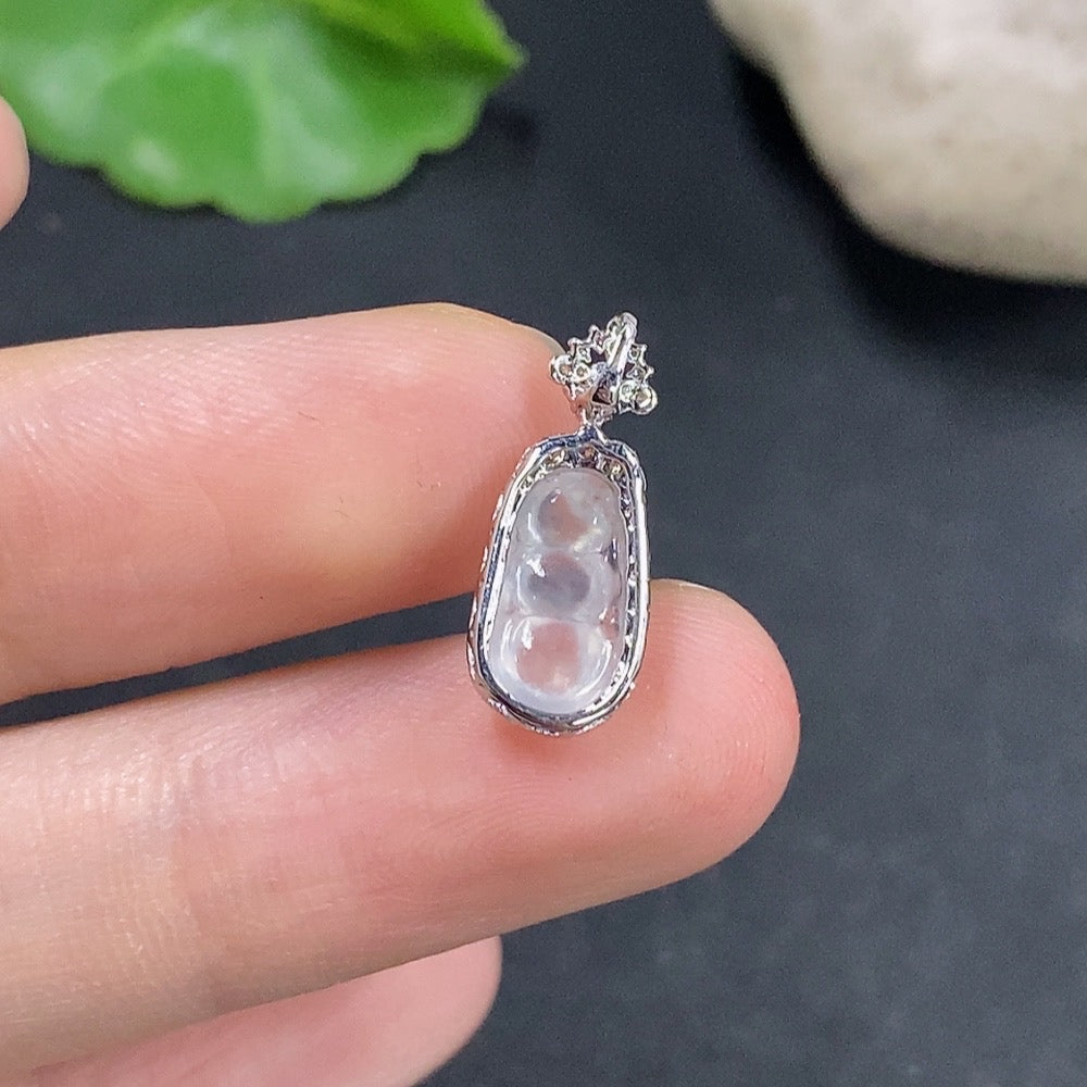Jadeite auspicious bean pendant set in 18K gold with diamond accents, featuring a jade jade pendant in a detailed jewelry image