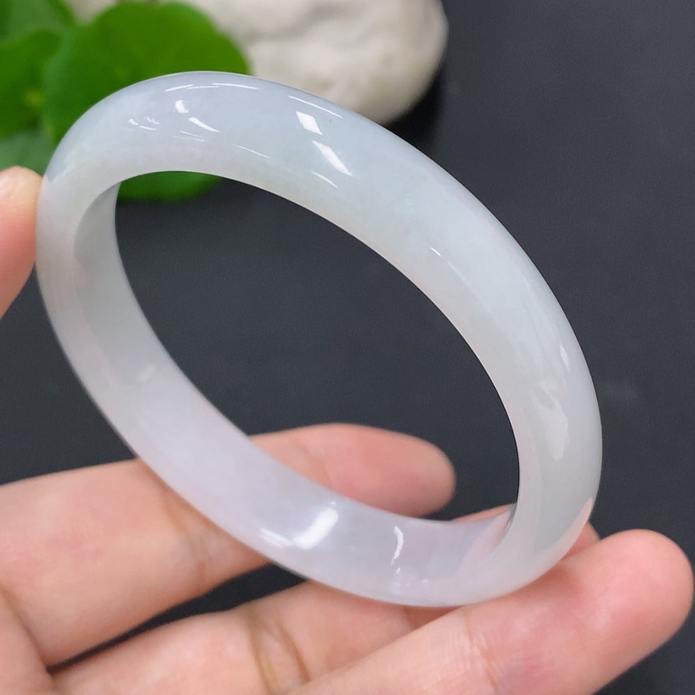 Jadeite Imperial Concubine Bangle