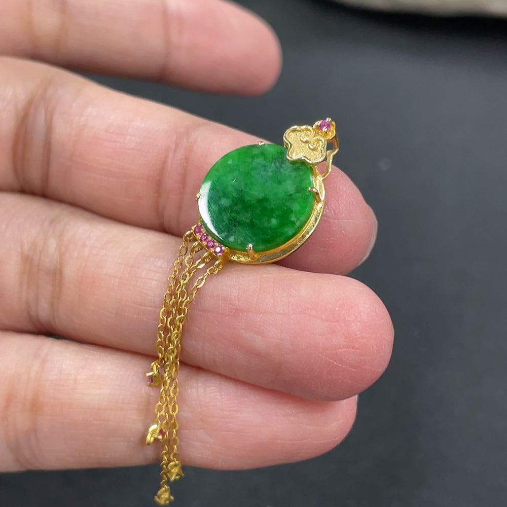 Jadeite Plain Pendant Pendant with 18k Gold Setting, Total Weight Approx. 1.85g