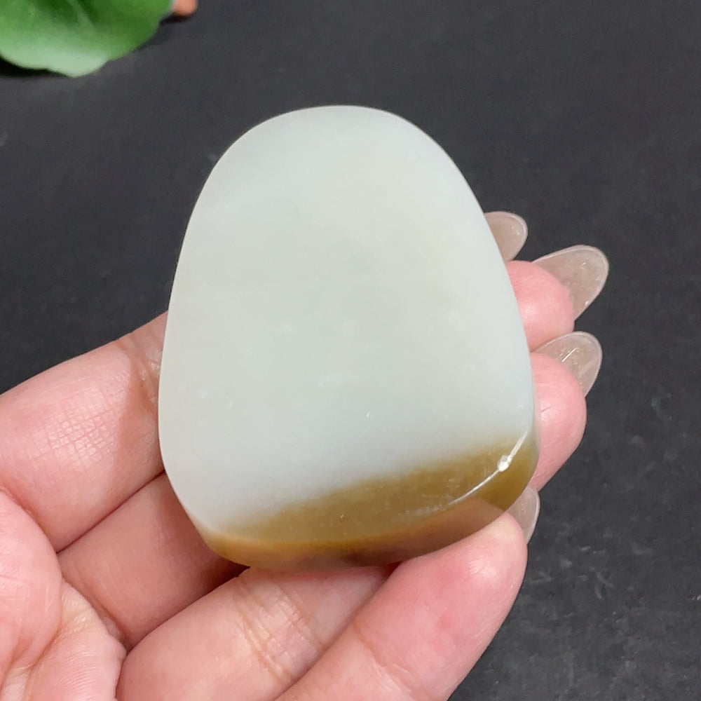 Hetian Jade Pendant Guanyin Total Weight Approx. 61.3g