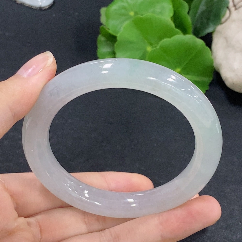 Jadeite Round Bangle