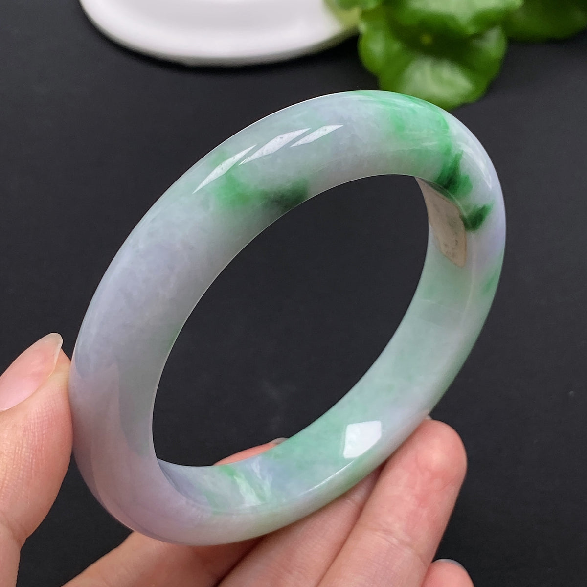 Jadeite round bracelet with size 57.9 and weight approx. 69.23g, featuring smooth, polished jade stones, HKHQ brand.