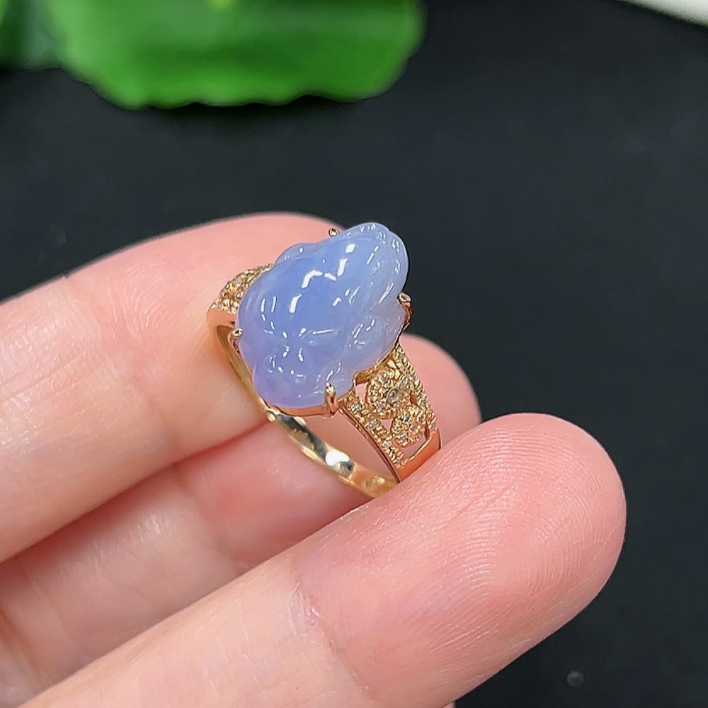 Jadeite inlaid ring18K gold (with diamond accents)
