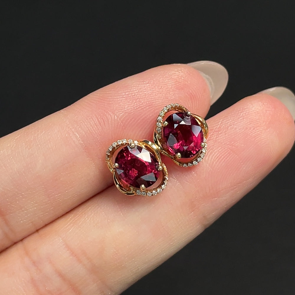Garnet Earrings 18k Gold with Diamond Accents Total Weight Approx. 2.02g