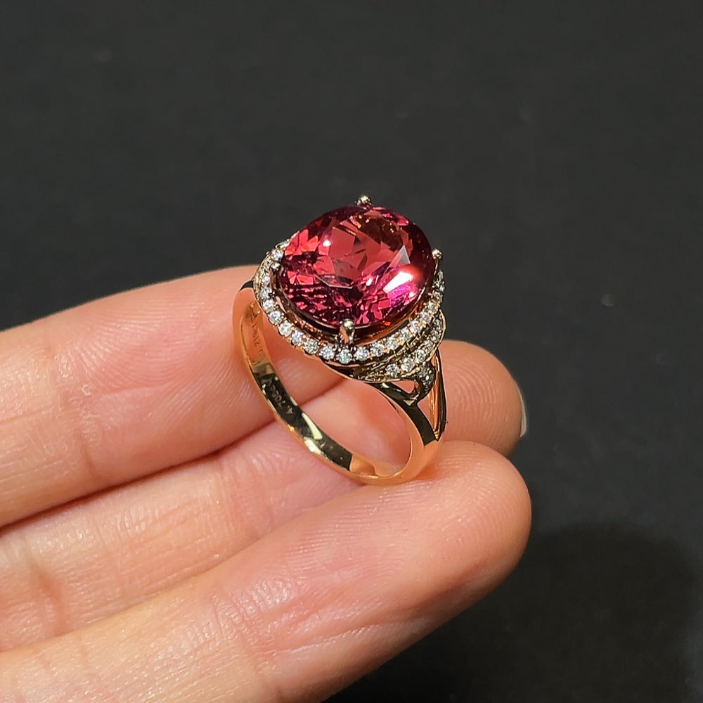 18K Gold Tourmaline Ring with Diamond Accents