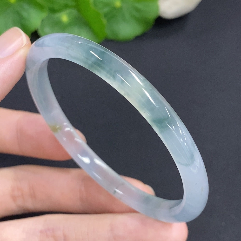 Jadeite Round Bangle