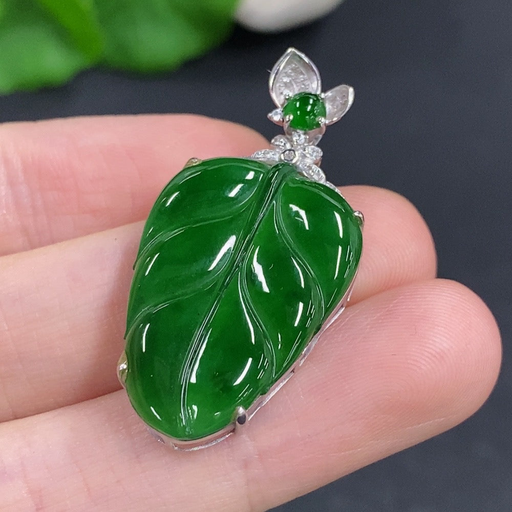 Jadeite Leaf Pendant 18K Gold with Diamond Accents