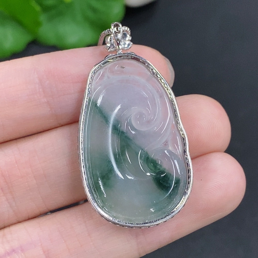Jadeite Ruyi Pendant 18k Gold Chain Not Included Total Weight Approx. 4.6g (Excluding Chain) Non-Diamond