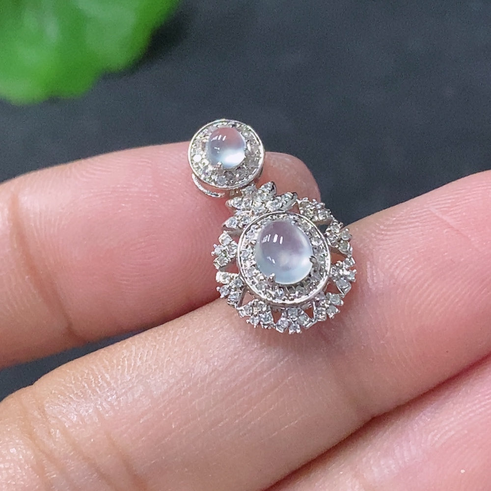 Jadeite Bezel-set Cabochon Pendant with 18k Gold and Diamond Accents, Total Weight Approx. 0.9g