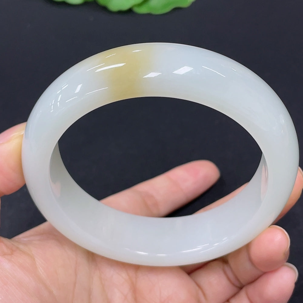 Hetian Jade Round Bangle