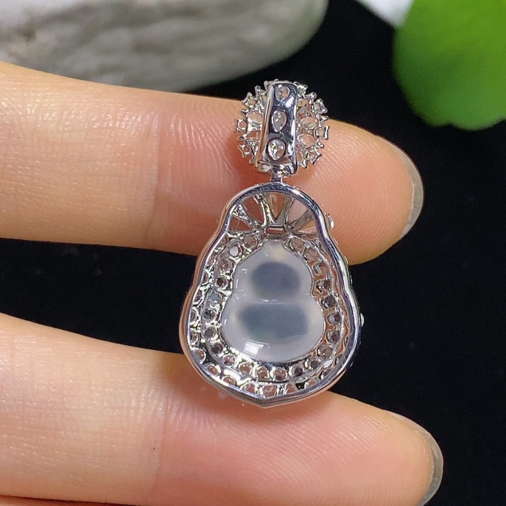 Jadeite Gourd Inlaid Pendant 18k with Diamond Accents Total Weight Approximately 4.2g