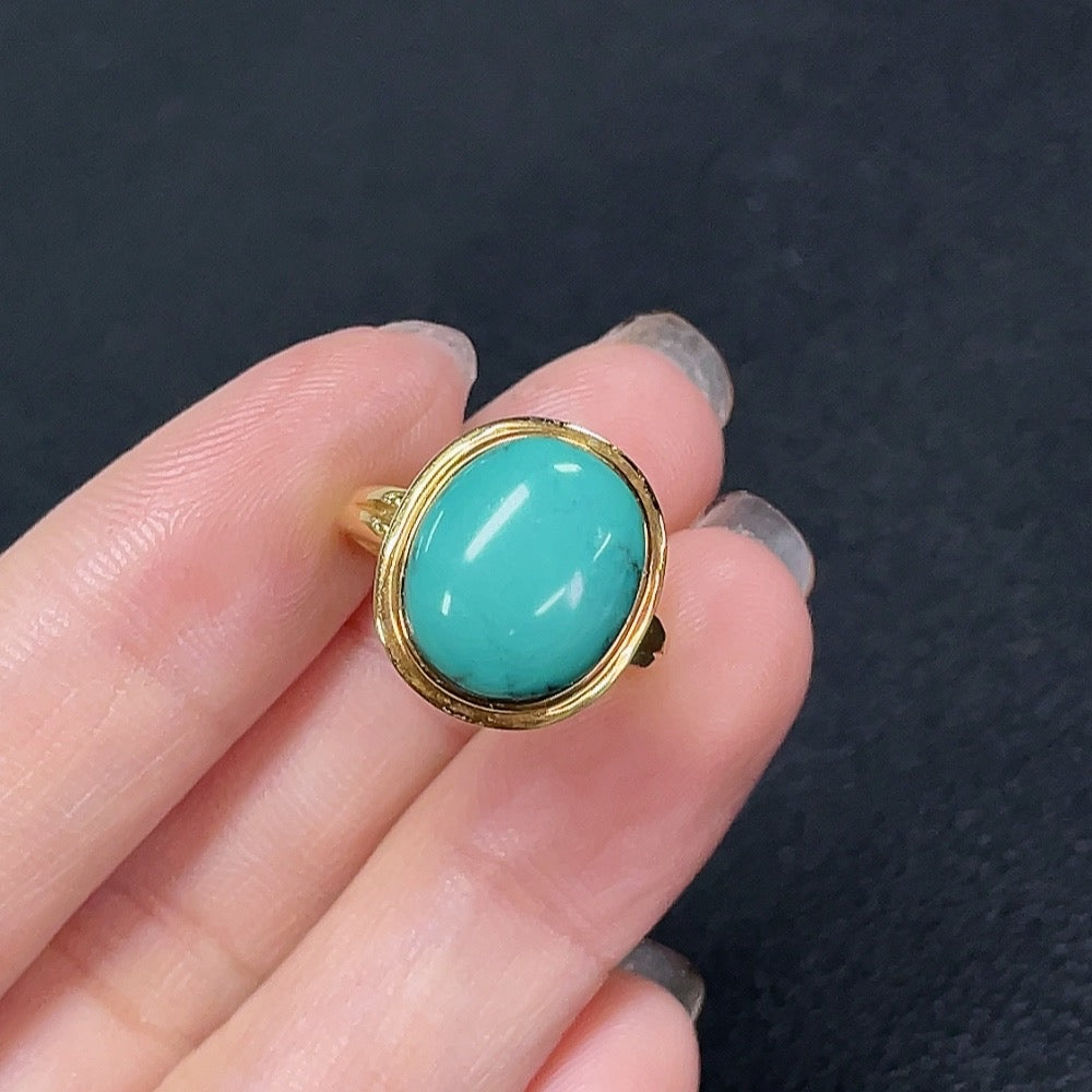 HKHQ turquoise inlaid ring with 18K gold, size 12, featuring gemstone accents and a 4.35g weight on a neutral background.