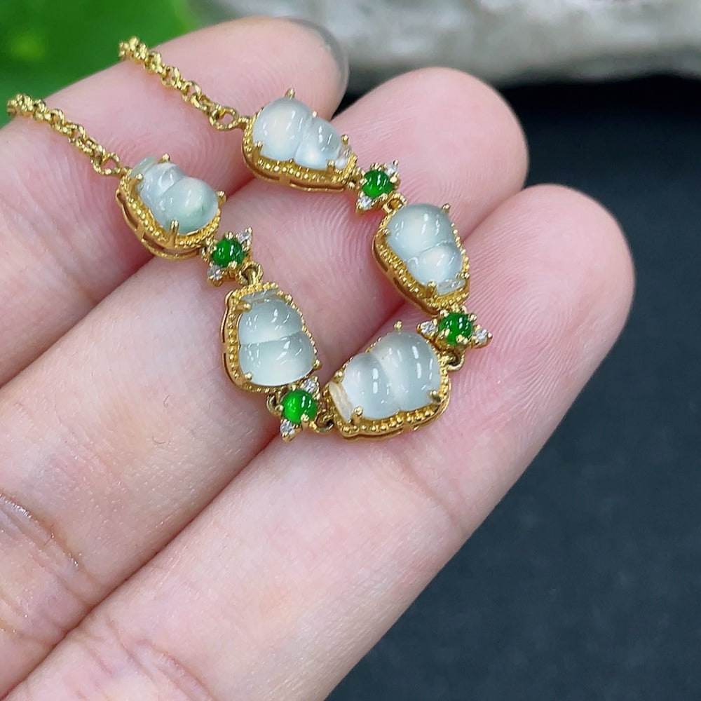 Jadeite inlaid bracelet 18K Gold with diamond