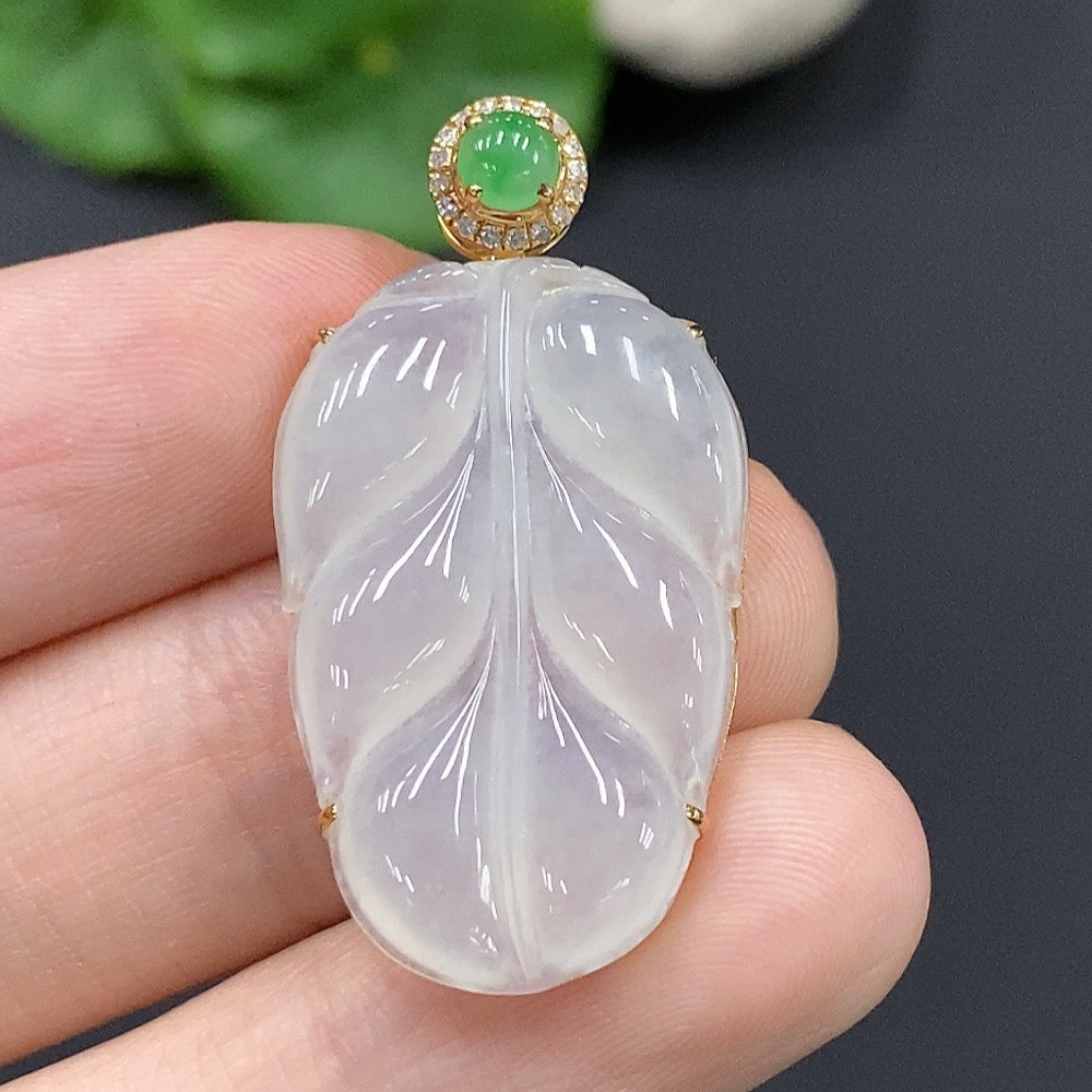 Jadeite Leaf Pendant 18K Gold Total Weight Approx. 5.1g