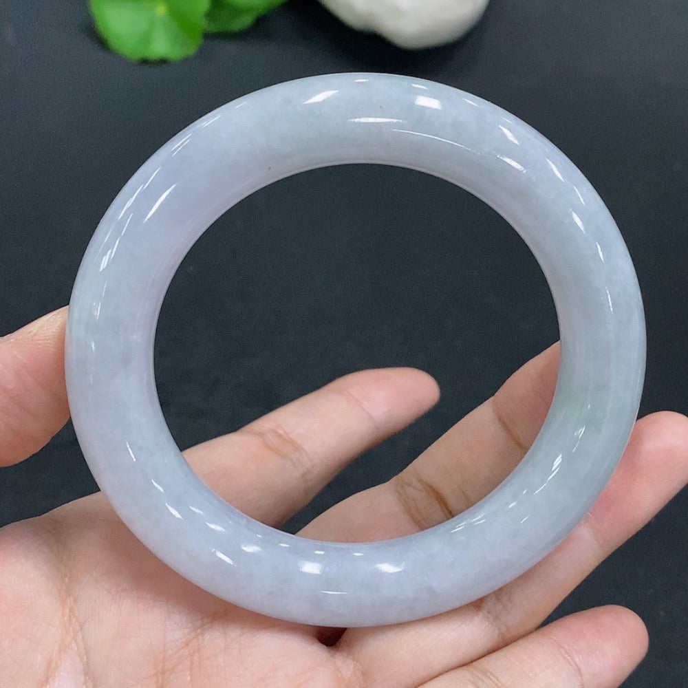 Jadeite Round Bangle Size 57.3