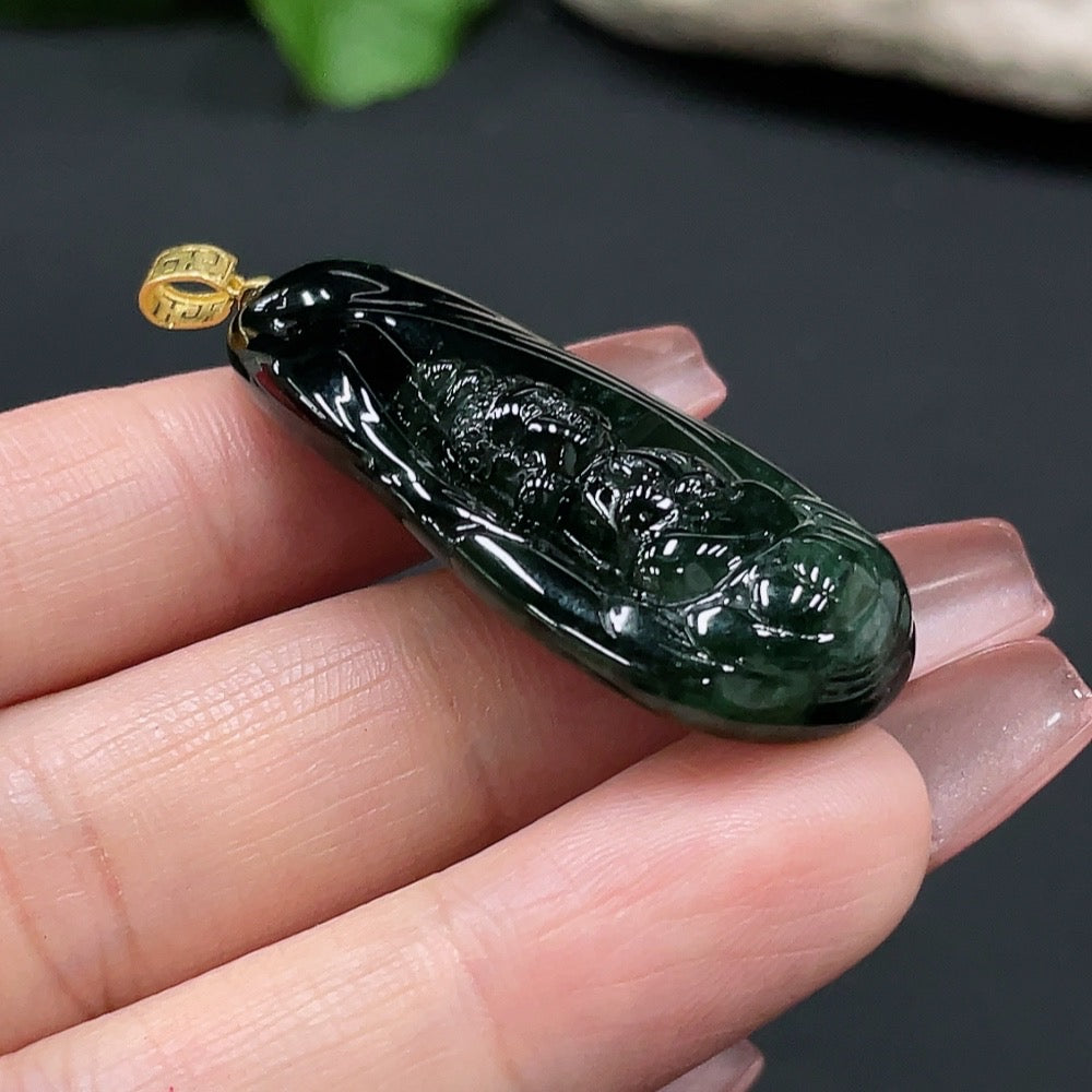 JadeiteBaby Buddha Pendant 18K Gold Total Weight Approx. 15.34g