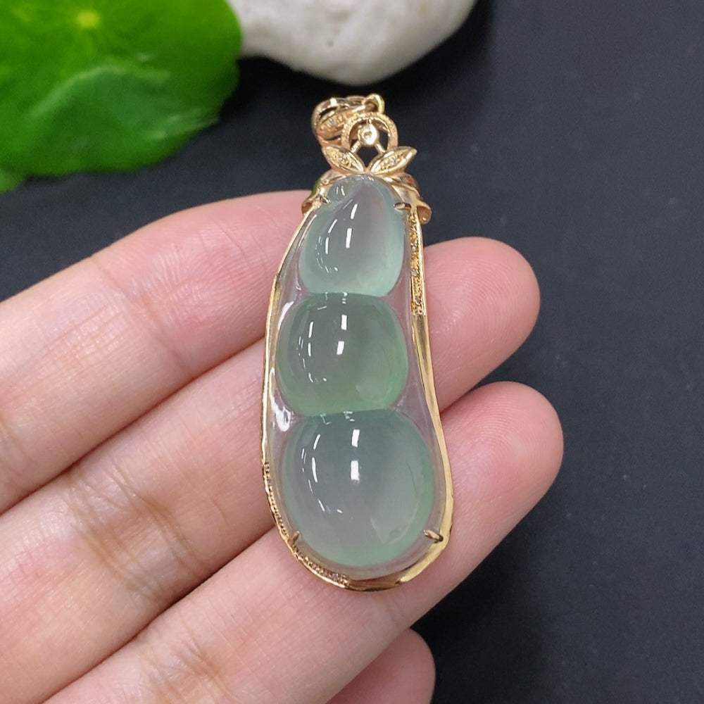 Jadeite Auspicious Bean Pendant in 18K Gold (Non-Diamond)