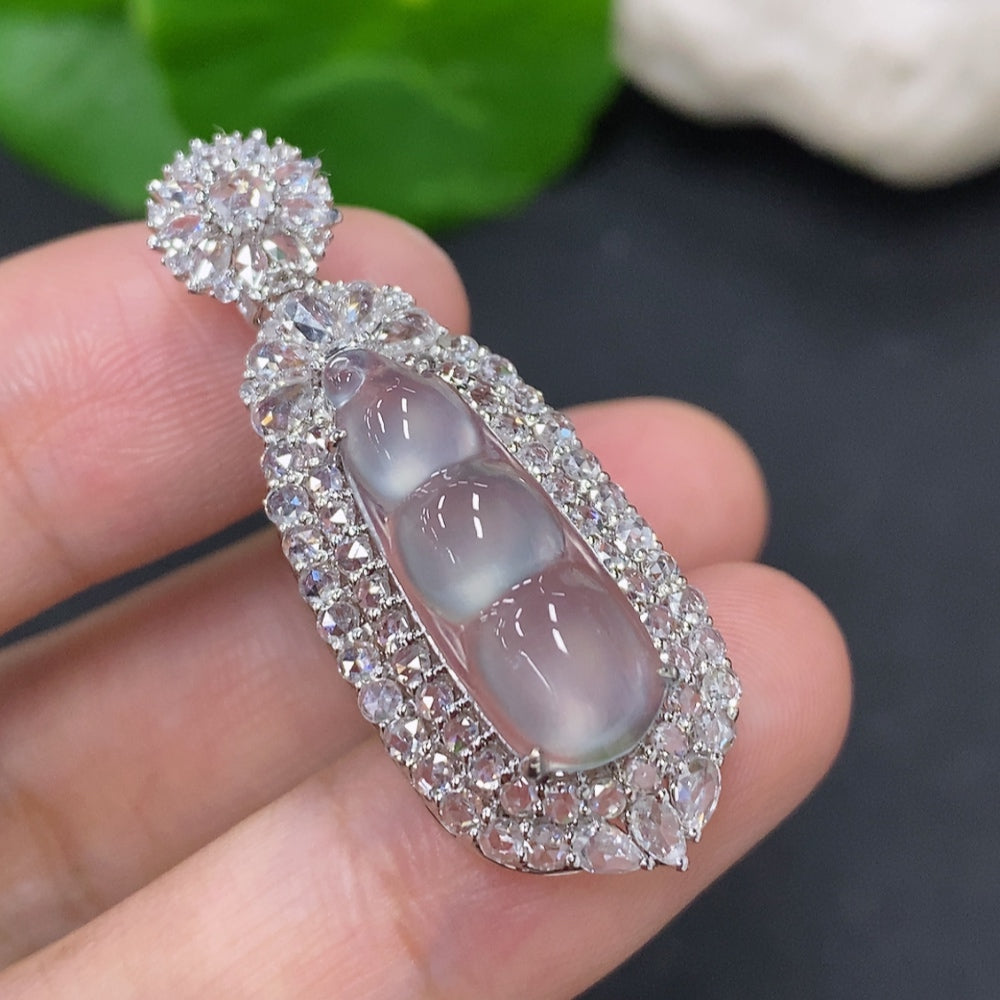Jadeite Auspicious Bean Pendant in 18K Gold (Diamond Accented)