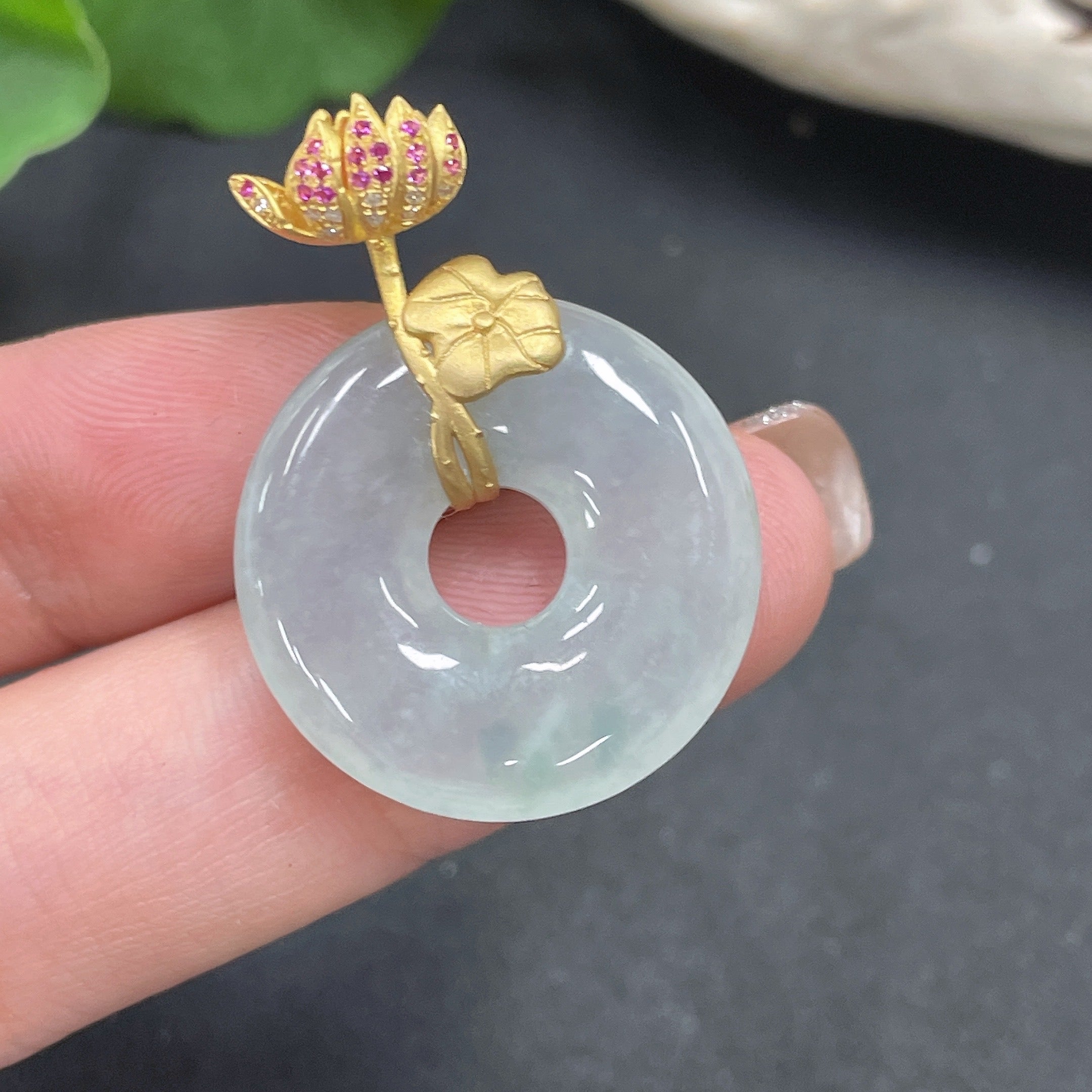 Jadeite Donut Pendant 18K Gold Total Weight Approx. 5.9g