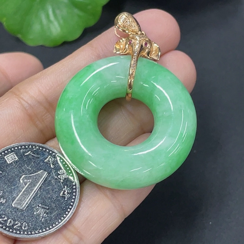 Jadeite Donut Pendant with 18K Gold Clasp and Diamond Accents (Colorless)