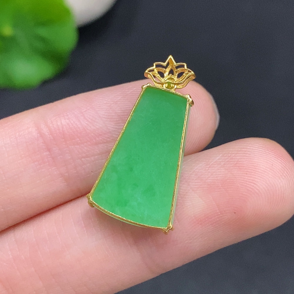 Jadeite Plain Pendant Necklace 18K Gold Total Weight Approx.1.9g
