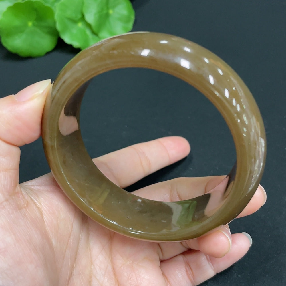 Hetian jade round bracelet by HUILIU HQ, size 59.3, approximately 89.5g, featuring smooth, polished jade beads.