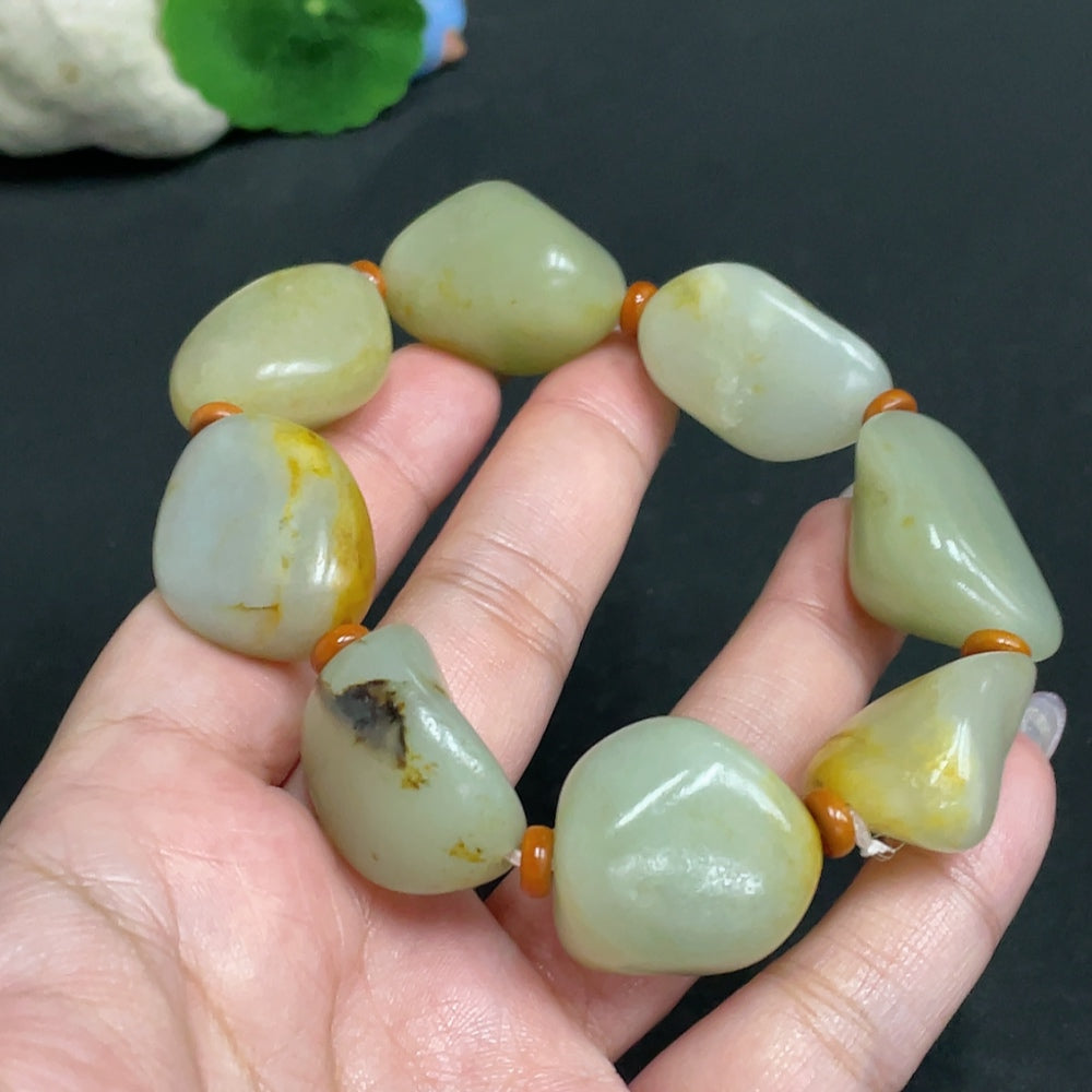 Hetian Jade Seed Material Bracelet by HUILIU HQ featuring undetermined skin color formation, weighing approximately 99.3g.