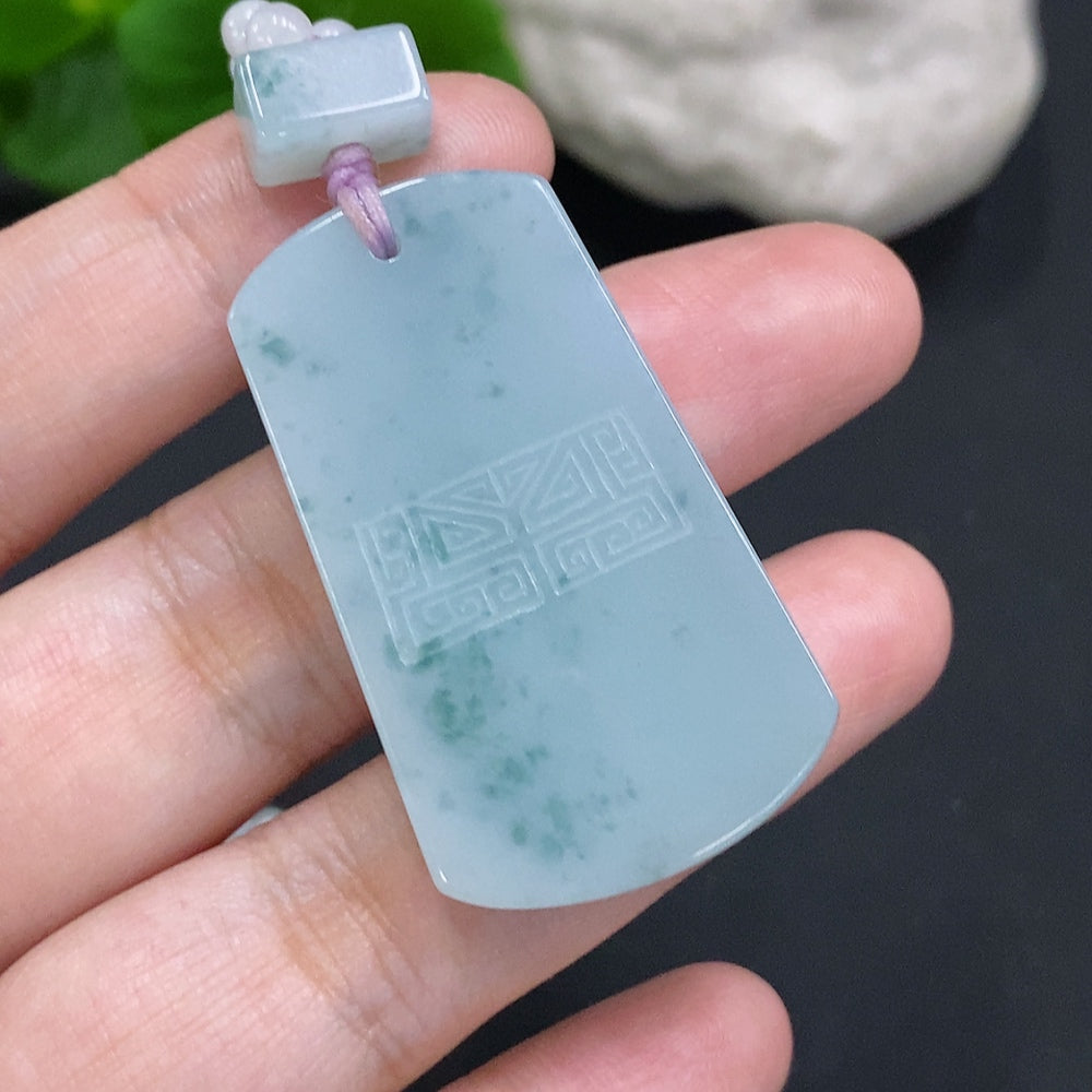 Antique-style jadeite pendant with chain, plain design, from HUILIU HQ, weight approximately 33.7g, featuring smooth jade surface.
