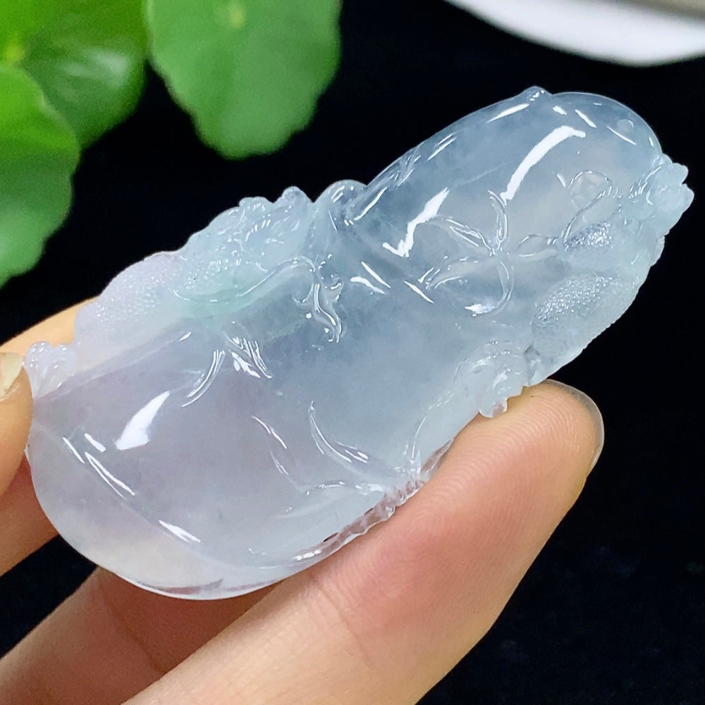 HUILIU HQ jadeite bamboo pendant, handcrafted jade jewelry weighing approximately 25.8g, featuring a detailed bamboo design.
