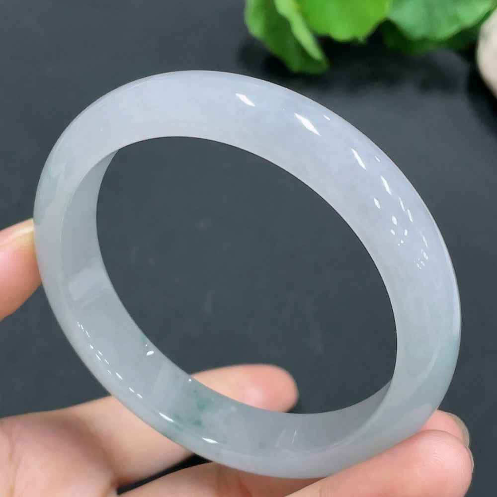 HUILIU HQ jadeite bangle, size 58.8mm, weighing 56.4g, smooth green jade bracelet with polished finish.
