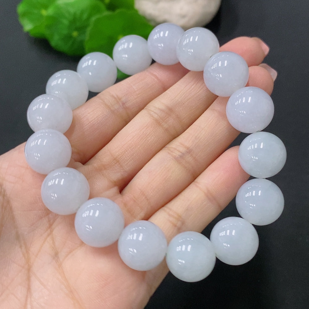 HUILIU HQ jadeite bead bracelet with 13.5mm jade beads, weighs approximately 68.7g, featuring a smooth, polished finish.