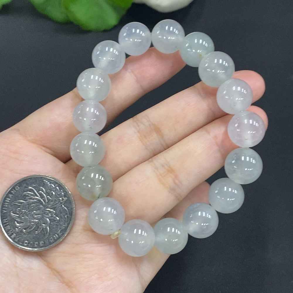 HUILIU HQ jadeite beaded necklace with 11.8mm beads, featuring a smooth, polished jade surface and a total weight of 50.268g.