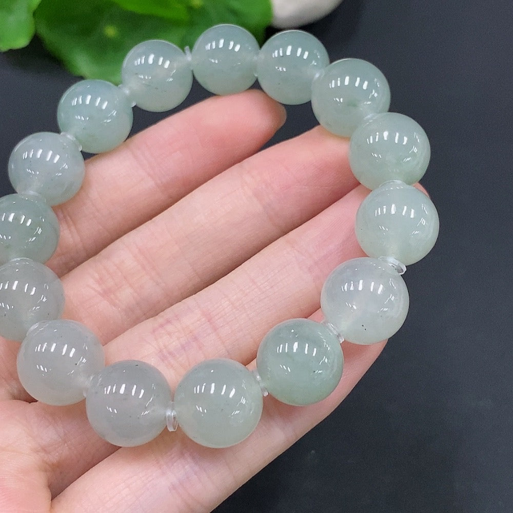 HUILIU HQ jadeite bracelet with 12.5mm beads and a total weight of 51.2g, showcasing smooth, polished jade stones.