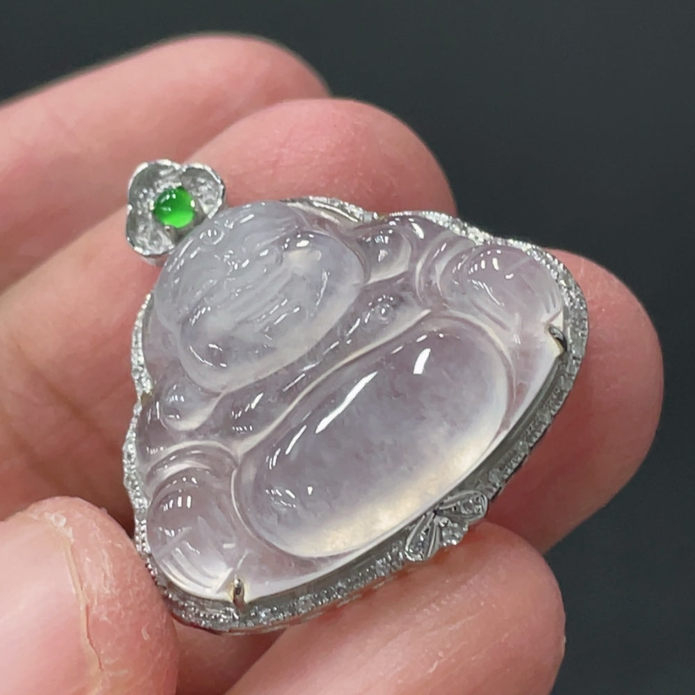 Jadeite Buddha pendant with 18K gold and diamond inlay, crafted by HUILIU HQ, weighing approximately 4.38g.