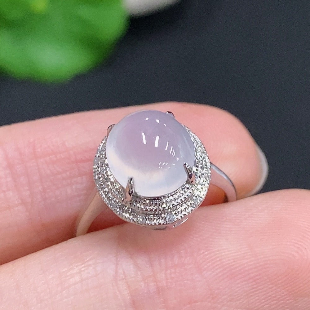HUILIU HQ jadeite cabochon ring in 18k gold with diamond accents, size 9, total weight approx. 2.1g, showcasing elegant jewelry design.