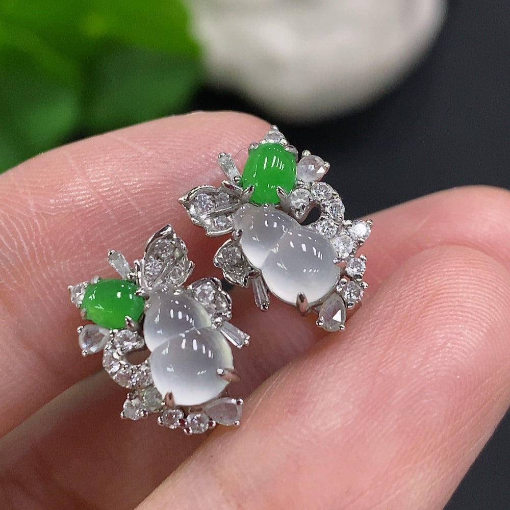 HUILIU HQ Jadeite gourd earrings with diamond accents, 18K gold inlaid jewelry, featuring intricate jade and gold design.