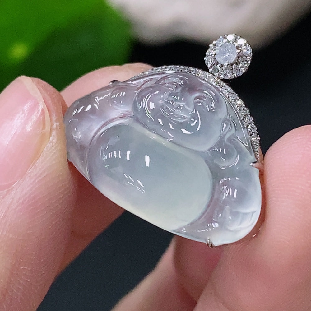 Jadeite Buddha pendant with 18k gold and diamond accents, crafted by HUILIU HQ, weighing approximately 3.13g.