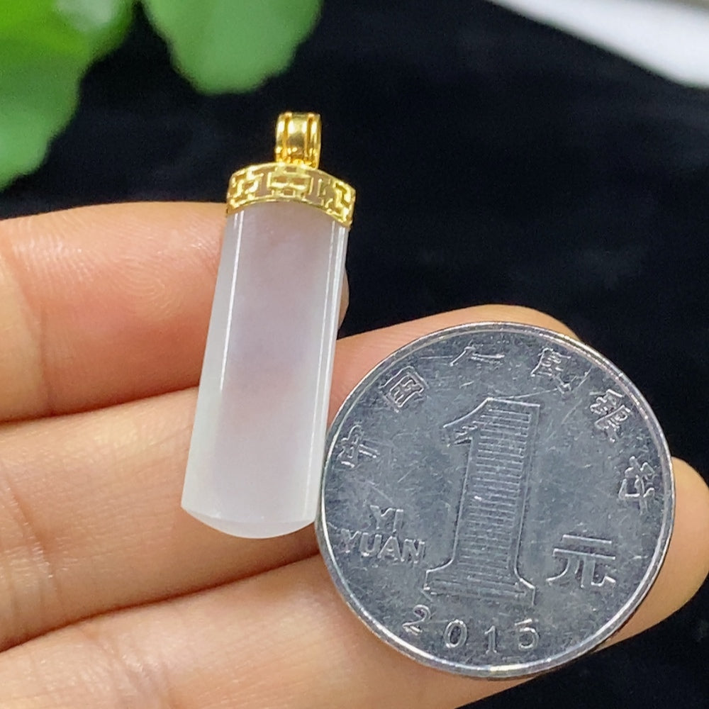 HUILIU HQ jadeite inlay jewelry with 18k gold setting and diamond accents, showcasing detailed craftsmanship and elegant design.