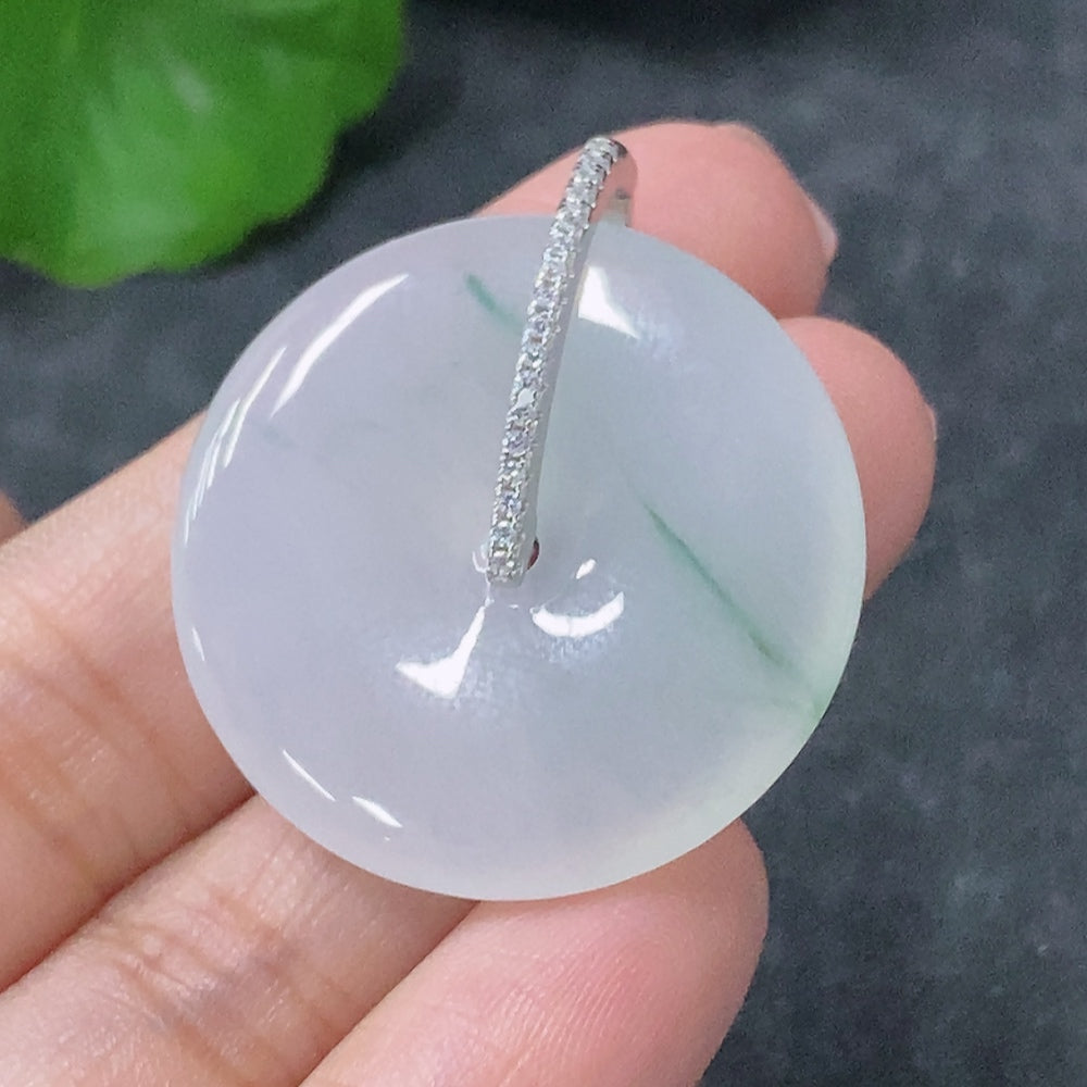 Huiliu HQ jadeite pendant featuring a peace buckle design, showcasing smooth green jade with polished finish.