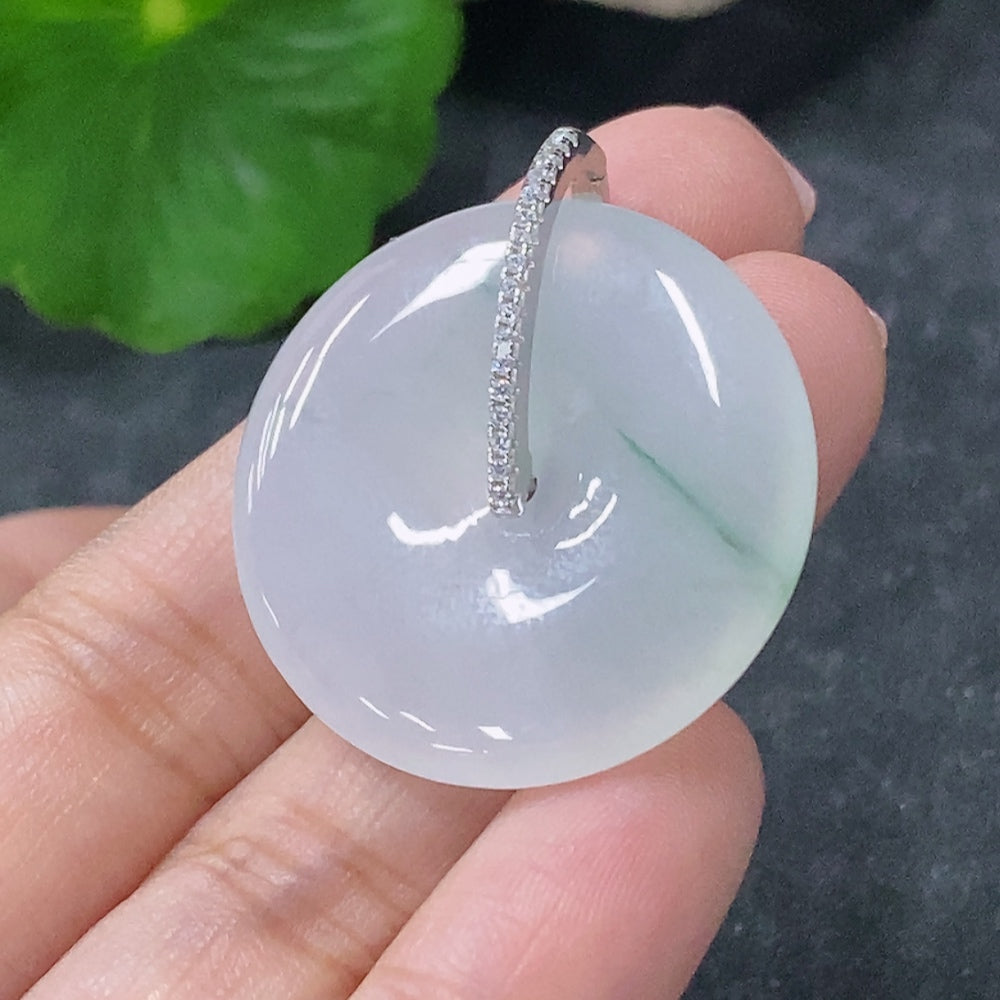 Huiliu Jadeite pendant featuring a peace buckle design, crafted from high-quality jade with certified craftsmanship.