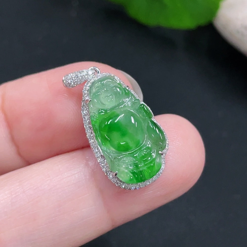 Jadeite pendant with 18K gold setting accented with diamonds, featuring a polished green jade stone, by HUILIU HQ.