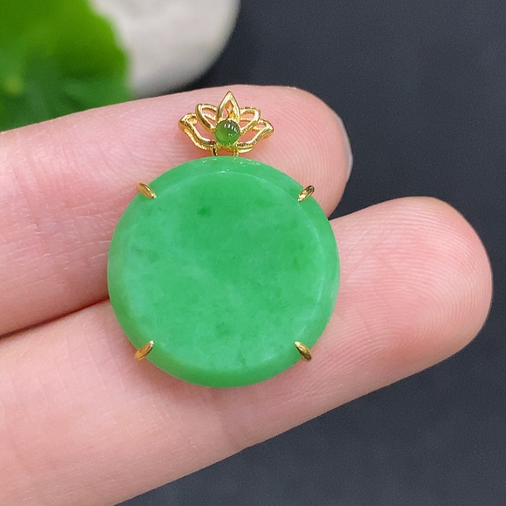 HUILIU HQ jadeite plain pendant with 18K gold setting, showcasing smooth jade stone and elegant gold frame.
