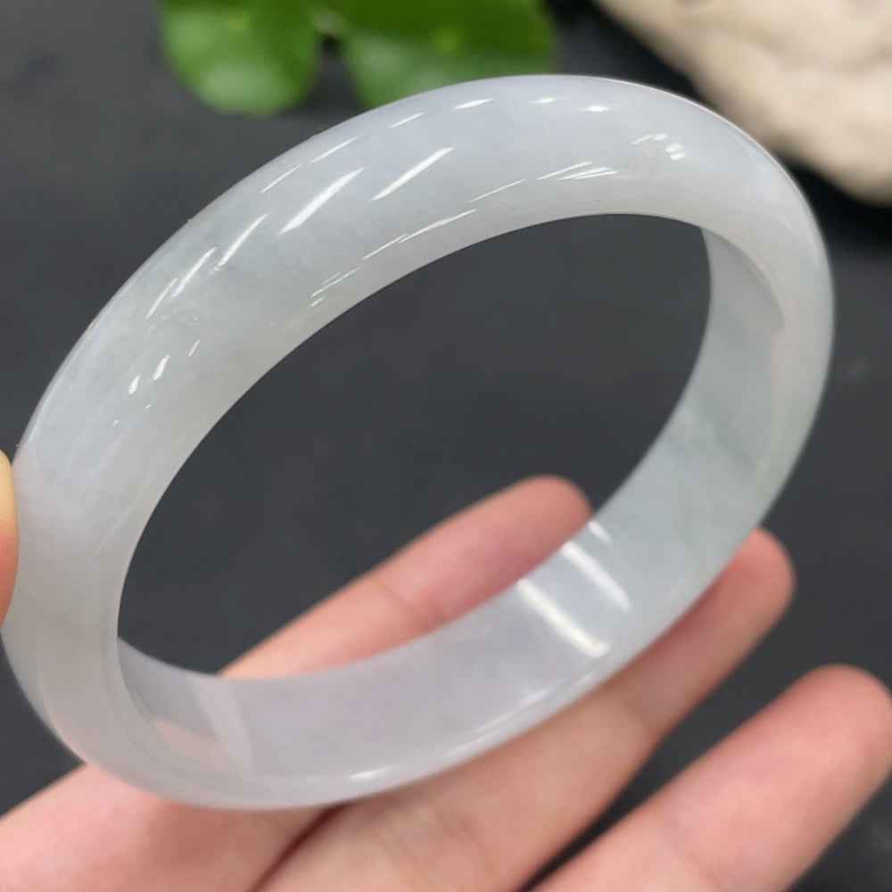Huiliu HQ Jadeite regular bangle, natural green jade with smooth polished surface, Huiliu certified jewelry accessory