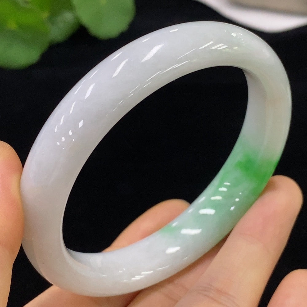 HUILIU HQ jadeite round bangle, size 58.4, smooth polished surface, weighs approximately 57.51g, showcasing elegant jade jewelry.