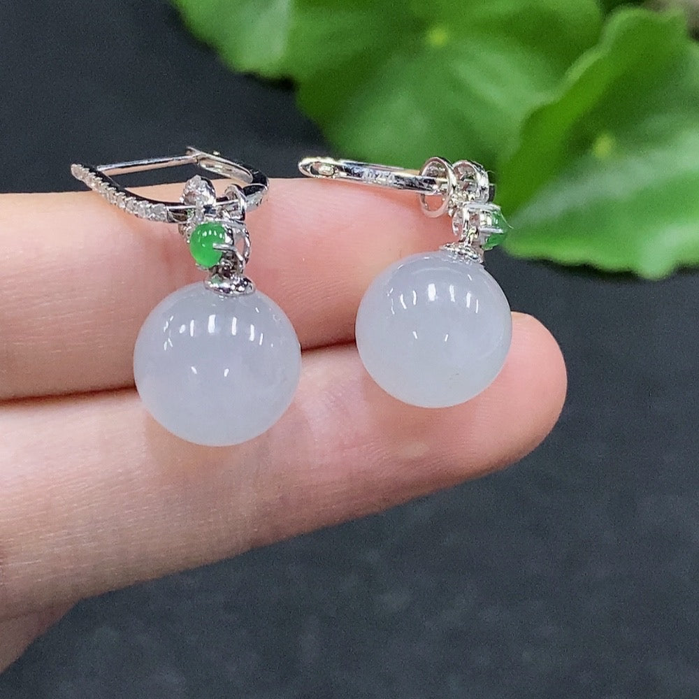 HUILIU HQ jadeite round bead earrings with 18K gold and diamond accents, sleek and elegant jewelry with a total weight of 6.7g.