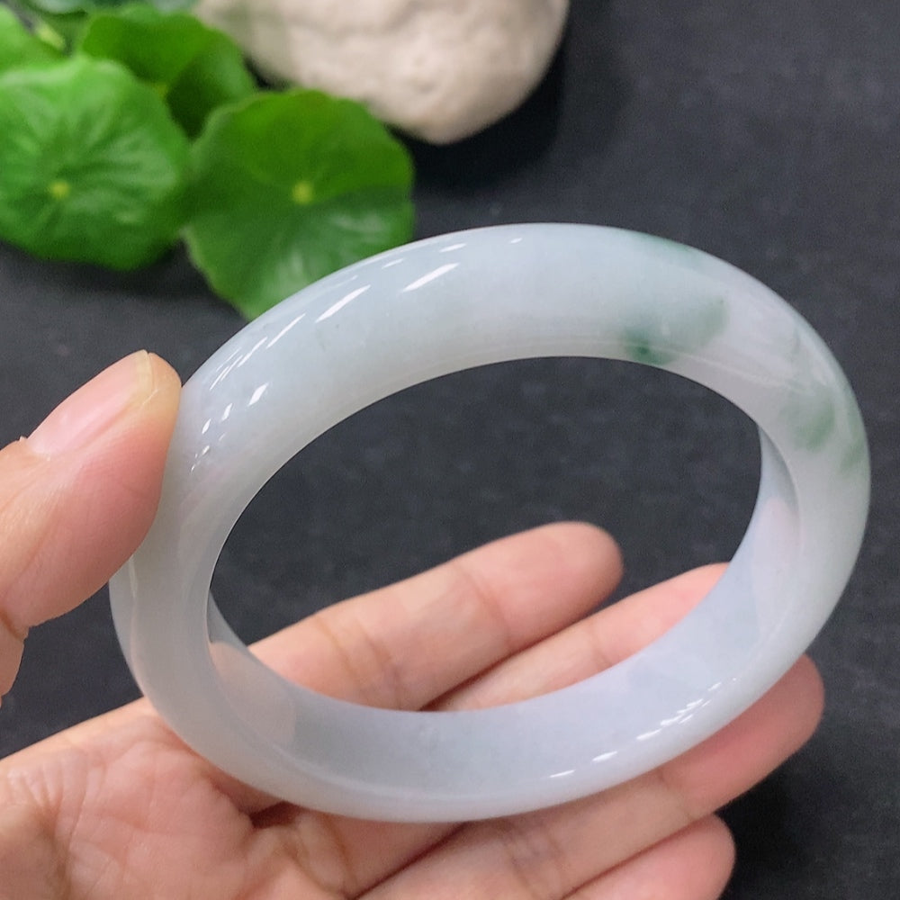 HUILIU HQ jadeite round bracelet, 57.3mm size, approx. 61.22g weight, featuring smooth jade stones on a flexible band.