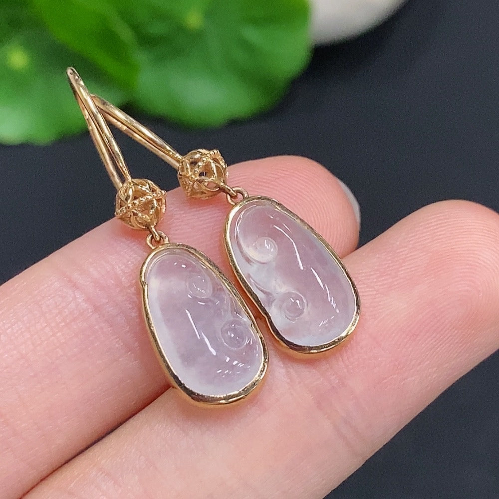 Huiliu HQ jadeite Ruyi inlaid earrings featuring intricate jade carvings and silver accents, certified by Huiliu HQ.
