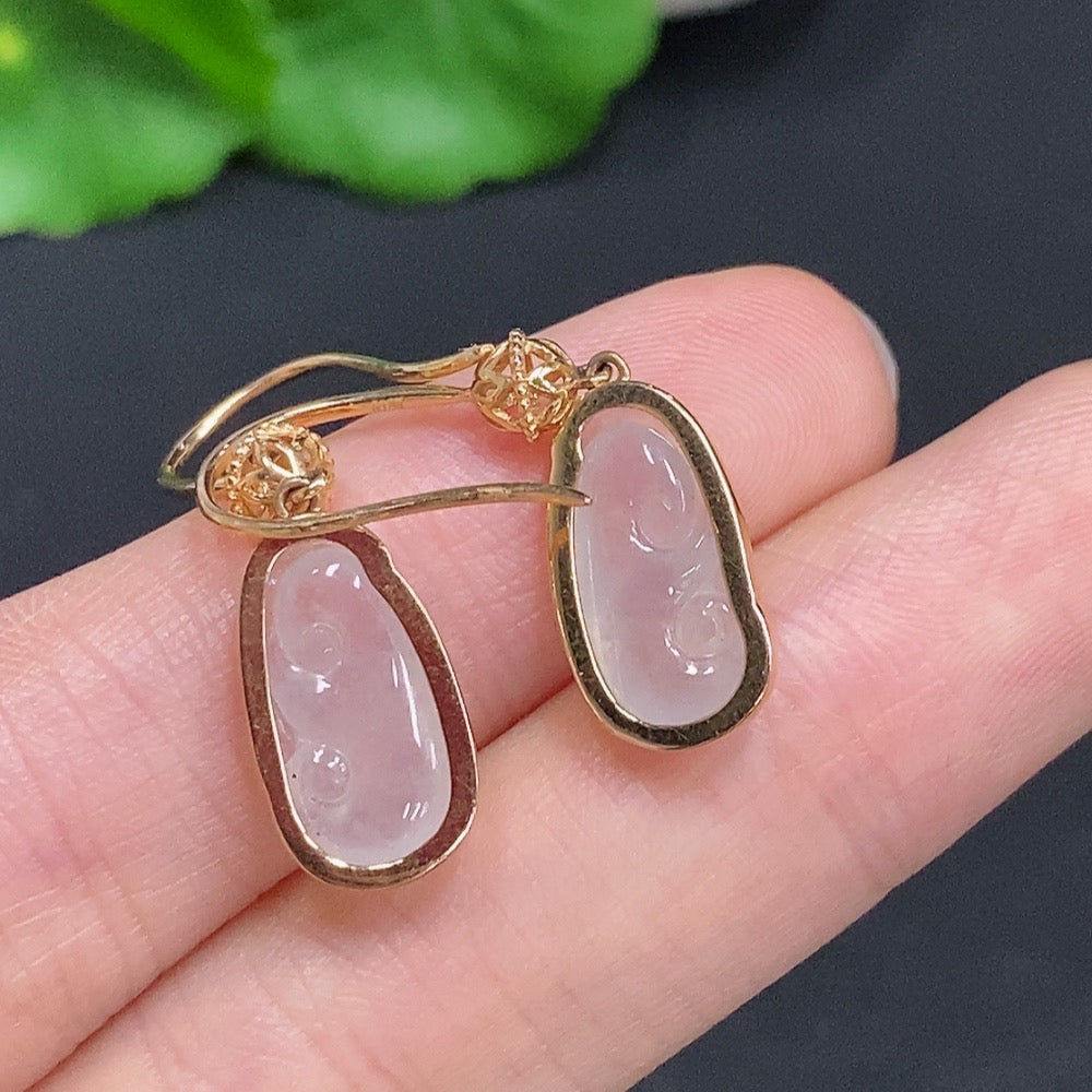 Huiliu HQ jadeite Ruyi inlaid earrings featuring intricate jade design and gold accents, certified by Huiliu HQ.